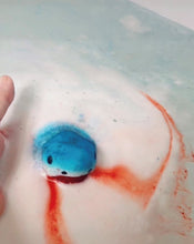 Load image into Gallery viewer, Shark head Bath Bomb
